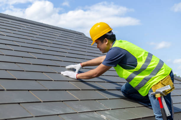 Best Best Roofing Contractors  in Hampton, IL